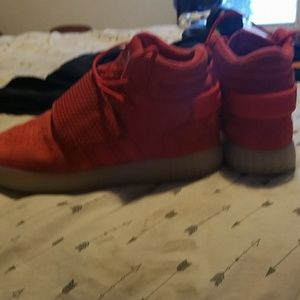 Adidas tublar seude invader